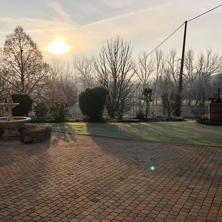 Oda ve Kahvaltı Vigneto 4*